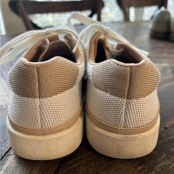 Vionic White and Tan Sneakers - Picture 2 of 4